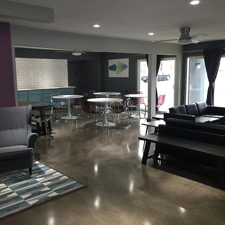 Aae Austin'S Travelodge 외부 사진